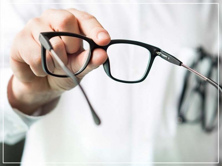 Finding the Right Contact Lenses for Your Eyes