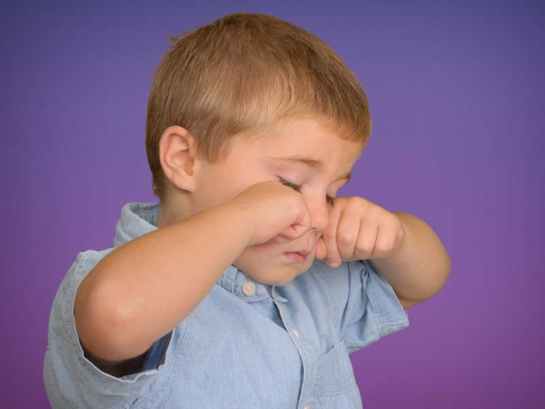 What to Do About a Scratched Eye